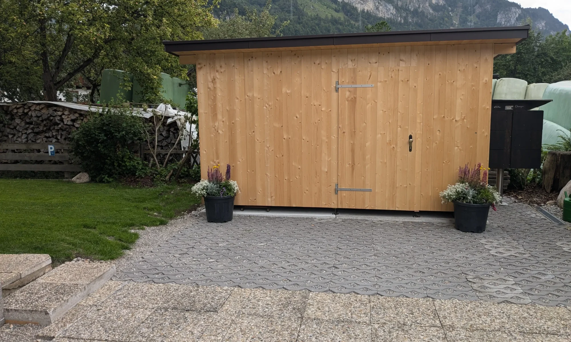 Radgarage aussen